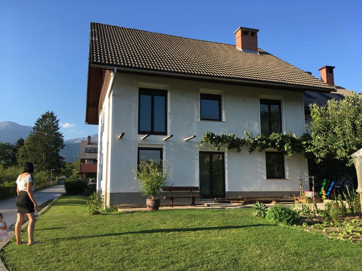 Carniolan House - Gorenska Hiska Radovljica Luaran gambar